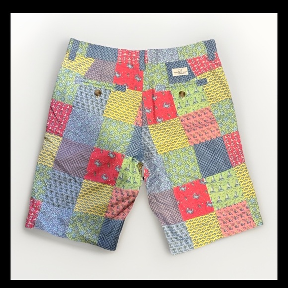Vineyard Vines Boys Size 14 Breaker Shorts Sailors Red Patchwork Whale Preppy - Picture 2 of 5